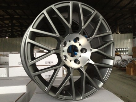 Alloy wheel 018