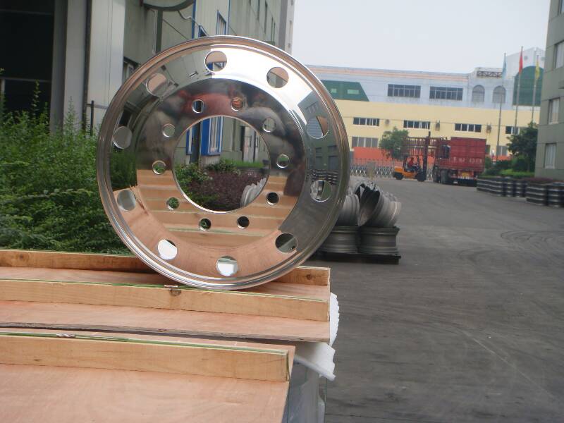 Light Truck Aluminum wheels