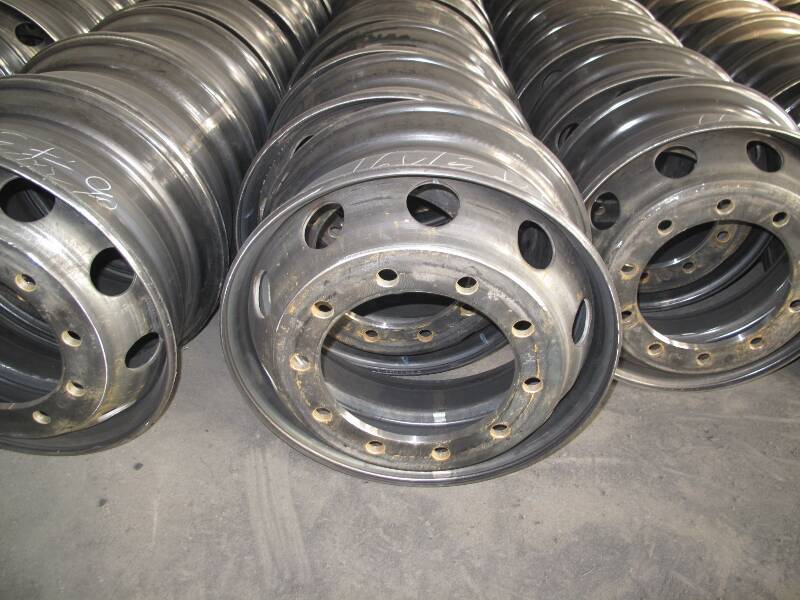 Truck Steel Wheel 22.5*6.75
